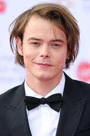 Wow congrats @charlie.r.heaton on his new one man show stranger wings!! Charlie Heaton Movies Age Biography