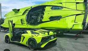 Lamborghini Aventador Sv And Matching Speed Boat For Sale Lamborghini Aventador Green Lamborghini Speed Boats