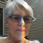 Karen Pfeiler's Instagram, Twitter & Facebook