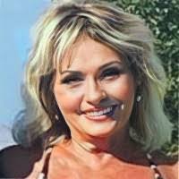 Cris Llorente's Instagram, Twitter & Facebook