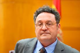 García Ortiz se ata al cargo por un "vacío legal" mientras el Supremo advierte: "Pone en cuestión el prestigio de la institución" | España