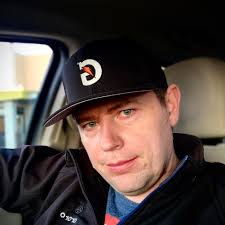 Can anyone build their own map?