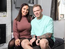 The Pornhub and OnlyFans parents who make £35,000 a month sharing their sex  life online - My London