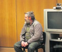 El Patata' disfruta de permisos seis años después de matar a su expareja