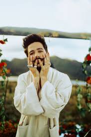 Camilo echeverry (born march 16, 1994), who records as camilo, is a colombian singer, songwriter, and record producer. Camilo Hablamos Con El Cantante Sobre Su Nuevo Album
