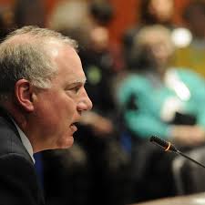 Greenwich Breeds Politicians; Scramble On For Governor