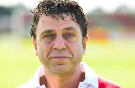 Coronavirus : qui était Bernard Gonzalez, le médecin du Stade de Reims qui  s'est suicidé