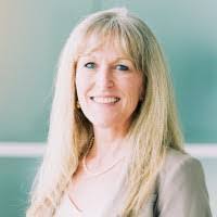 Maureen Shriver's Instagram, Twitter & Facebook