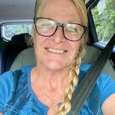 Happy 52 birthday 🎉 we miss you so much!