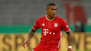 Baba (?) ve anne(?) 'nin oğlu 2021 yılında futbolcu olarak grêmio, shakhtar donetsk, brazil ile ünlüdür<. Bayern Munich Not Going To Make Douglas Costa Move Permanent