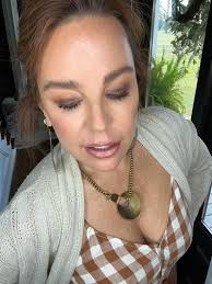 Our newest color crush — Rosewood. It's soft. It's warm. It's subtle  holiday beauty. More inspiration here: https://bit.ly/3SX06L0