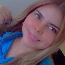 Lindsay Bencomo (@lindgeneth)