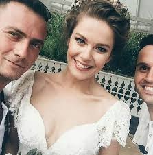 Beyazbegonvil Burcu Biricik Ve Emre Yetkin Evlendi Makeup Woman Beauty Dugun Makyaji Gelin Sac Modelleri Dugun Sac Modelleri