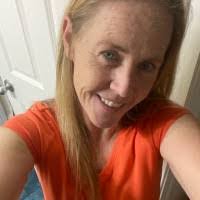 Jennifer Leffew's Instagram, Twitter & Facebook