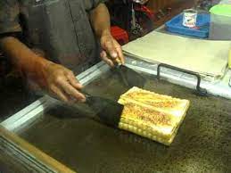 Roti bakar ini terletak di gardujati, di mana merupakan jalan yang tak pernah mati, karena sepanjang malam banyak kedai makanan di sepanjang jalan tersebut. Roti Bakar Bandung Lebensmittel Essen Essen Und Trinken Rezeptideen