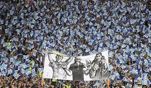 Bekannt ist lazio rom vor allem durch seine professionelle fußballabteilung. Serie A Lazio Rom Fans Sorgen Fur Eklat