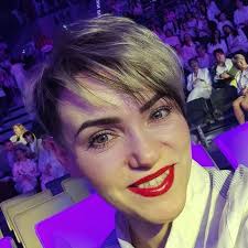 TRISTE NOTICIA: Hace 30 minutos en Los Ángeles, la familia del actor de  'Top Gun' Val Kilmer anunció la desgarradora noticia de que había estado...  ver más