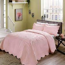 Yatağınız için en iyi renkleri seçmeden önce, hangi yatak örtüsü modeli tercih ettiğinize karar vermelisiniz. Tac Blaze Cift Kisilik Yatak Ortusu Seti