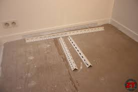 Le plan de travail est une partie importante d'une cuisine, aussi pratique qu'esthétique. Tuto Poser Un Plan De Travail Pour Creer Un Bureau