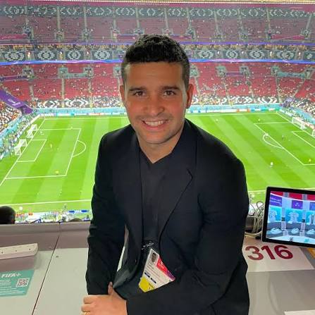 Rodrigo Lara (@RodrigoLaraOficial) - Photos | Facebook