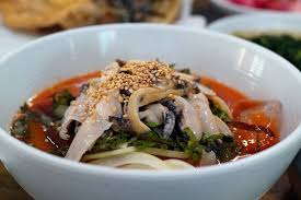 Anda sedang mencari inspirasi resep salad seafood pedas (spicy seafood salad / mulhoe) yang unik? Grj33lmkn7nw1m
