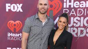 She appeared on one tree hill as alex dupre for three years, and released her debut album jana kramer in 2012, as well as her record. Offenes Gestandnis Jana Kramers Mann Leidet Unter Sexsucht Promiflash De