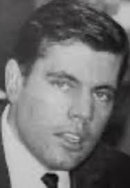 Melvin Powers's Instagram, Twitter & Facebook