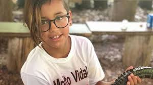 En la madrugada del martes, karim butte protagonizó una fuerte colisión en la plaza «la concordia» ubicada en las condes. Te Necesito En Mi Vida Monito Vidal Presento A Su Polola Con Tierno Video En Instagram