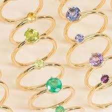Explore avon's site full of your favorite products, including cosmetics, skin care, jewelry and fragrances. 6 Brands Giving Fine Jewelry The Affordable Direct To Consumer Treatment Fashionista