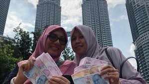 29 oktober 1923 (hari republik). Ekspatriat Indonesia Di Malaysia Lakukan Aksi Beli Mata Uang Turki Salam Online