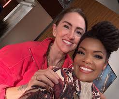 The two talented people in the first pic @lizzayperrin and @damaniojohnson  WROTE the @matlockcbs episode I'm honored to be in tonight. The talented  lady in the second pic @helloglamar, DIRECTED the #MatlockCBS