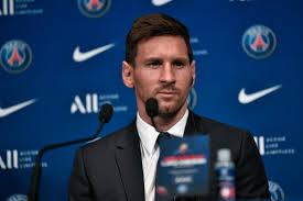 Gerard piqué es el hombre detrás de la histórica transmisión del debut de lionel messi que realizará ibai llanos en su canal de twitch. Lionel Messi Psg Debut Star Unsure When His First Game Will Be Evening Standard