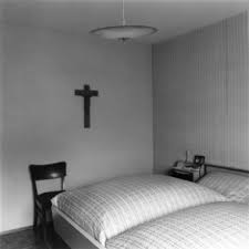 Die fotografin petra wittmar hat ihren heimatort medebach porträtiert und zeigt exemplarisch ein stück deutschland. Photobooks Wittmar Petra Medebach Photographien Photographs 1979 1983 Purchase Online