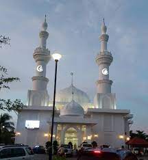 Nama stesen ini diambil sempena masjid berdekatan, masjid jamek kuala lumpur. Masjid Al Sultan Abdullah Jamek Masjid Tanah Daily Facebook