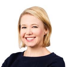 Sara Clements's Instagram, Twitter & Facebook