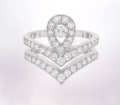 Les secrets du 12 place vendôme. Les Bagues Josephine Aigrette De Chaumet Made In Joaillerie Bague Joaillerie Bijoux