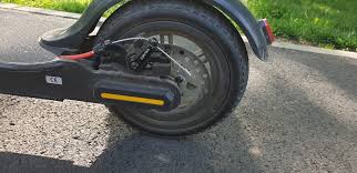 Lime este un serviciu disponibil in 70 de tari, foarte profitabil si la mare cautare. Inchiriere De Trotinete Electrice In BucureÈti Wolf E Rides George Hari Popescu Ministrul Cyberculturii