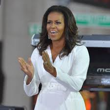 Michelle obama covers the december issue of 'vogue'. Michelle Obama Reminds Us That She S Still A Style Icon Vogue
