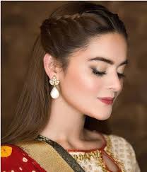 Hairstyle On Lehenga Open 1000 In 2020 Lehenga Hairstyles Open Hairstyles Easy Hairstyles