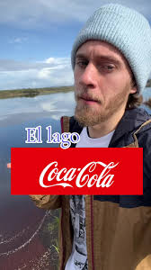 El Lago Coca Cola en RotoPōkaka, Northland, Nueva Zelanda