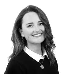 Alison Rea's Instagram, Twitter & Facebook