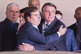 Ele comandará a casa até janeiro de 2017. Seja Feliz Tudo Acaba Um Dia Diz Bolsonaro Em Recado A Rodrigo Maia 01 02 2021 Poder Folha