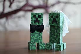 Minecraft Creeper Cake Toppers 65 00 Via Etsy Minecraft Cake Minecraft Theme Wedding Cake Toppers