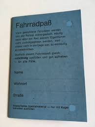 Mit deiner fahrradregistrierung machst du es fahrraddieben sehr viel schwerer, diebesgut weiter zu. Wer Hatte Ihn Nicht Als Kind In Den 70er Den Fahrradpass Von Der Polizei Kinderzeit Kindheitserinnerungen Kindheit