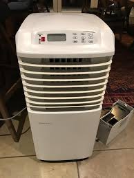 An air conditioner, dehumidifier, heater and 3 speed fan all in one, this model is built with unique technology that increases system efficiency and reduces energy usage. Danby Simplicity Dehumidifier Heater Airconditoner Fan Classifieds For Jobs Rentals Cars Furniture And Free Stuff