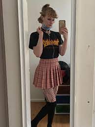 Is this a good fit for going on a date with a guy for the first time? Cuz  I'm terrified lol : r/femboy