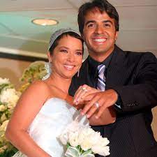 Adamari lopez she was married to the singer luis fonsi; La Historia De Amor De Adamari Lopez Y Luis Fonsi
