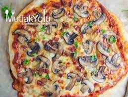 mantarli karisik pizza tarifi yemek tarifleri yemek gida