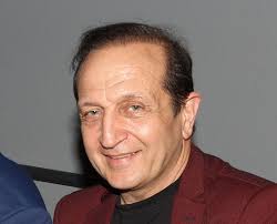 Οι ηθοποιοί, και όχι μόνο, μέσα από τα social media έσπευσαν να εκφράσουν τη στήριξή τους στον σπύρο μπιμπίλα. Mpimpilas Anadromh Sta Sxolika Xronia Toy Ta Nea