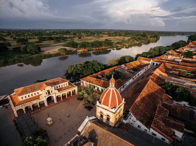 Turismo en Mompox: cómo llegar y que visitar en el pueblo que “no existe” -  Infobae